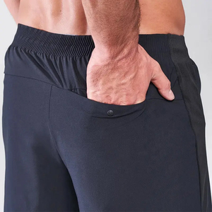 กางเกงขาสั้นกีฬาผู้ชายผ้าฝ้ายอ๊อกฟอร์ด 100% เอวกลาง กันน้ำ พิมพ์ลายดิจิทัล มีกระเป๋ายืดหยุ่น สีดำ สำหรับออกกำลังกาย - Product Image 3