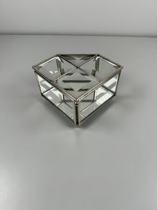 Boîte à bijoux hexagonale argentée personnalisée en verre biseauté avec cadre métallique pour organiser les bijoux, boîte de rangement en métal et verre - Product Image 3