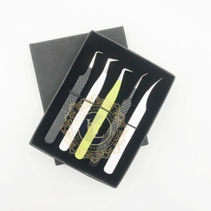 Pince à épiler en acier inoxydable de haute qualité faite à la main avec logo personnalisé revêtement en poudre d'argent pointe pointue-plusieurs pièces en gros - Product Image 1