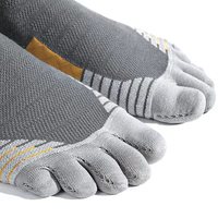 Chaussettes de performance pour jeunes à cinq doigts avec semelle rembourrée, 100 % coton, multi-sports, fabriquées au Vietnam