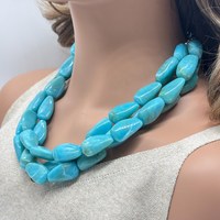 Collier en résine multicolores de qualité supérieure, fait main, magnifique, par Universal Overseas en Inde au prix le plus bas