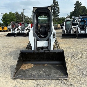 Chargeuse compacte sur chenilles Bobcat T590 professionnelle, conçue pour la construction, l'aménagement paysager, l'excavation et le nivellement. - Product Image 5