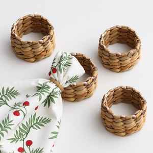 Anneau de serviette en rotin fleuri fait main pour une présentation élégante de la table, idéal pour la salle à manger, la cuisine et comme idée cadeau parfaite en provenance d'Inde. - Product Image 4