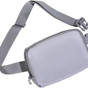 Riñonera unisex beige con cierre de cremallera para uso diario - Product Image 3