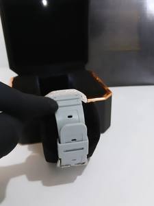 Montre de luxe style Hip Hop GTRGT45120 avec boîtier serti de diamants Moissanite VVS, affichage numérique, bracelet en caoutchouc, mode enfant - Product Image 5