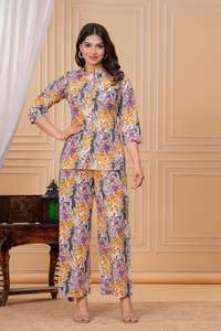 Conjunto de Dos Piezas de Algodón Puro de Primera Calidad con Estampado Floral para Mujer, Conjunto de Kurta y Pantalón para Verano, Vestidos Sencillos e Informales a Excelente Precio - Product Image 3