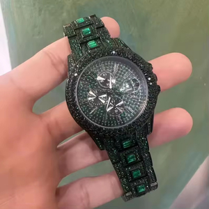 Montre chronographe de luxe pour hommes, bracelet en acier inoxydable avec diamants noirs et émeraudes, mouvement à quartz analogique, boîtier de 41mm, boucle, cadran en verre - Product Image 1