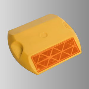 Réflecteur de signalisation routière Clear Path pour la marquage des voies et l'amélioration de la visibilité du trafic - Product Image 2