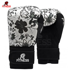 Guantes de Boxeo de Cuero RC Fitness Wear para Entrenamiento, Antideslizantes, con Acolchado de Espuma Absorbente de Impactos y Cierre de Gancho y Bucle Seguro para la Muñeca - Product Image 1