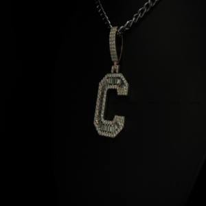 Colgante con Letra Inicial C, Colgante de Diamantes Moissanite con Corte Baguette y Redondo, Colgante de Plata de Ley 925, Regalos y Uso Diario - Product Image 6