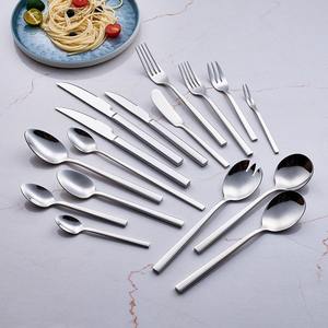 Ensemble de couverts en acier inoxydable moderne et durable de haute qualité avec finition polie miroir premium, vaisselle résistante à la rouille - Product Image 3