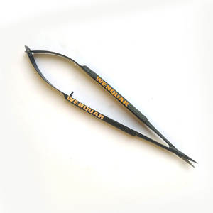 Portaagujas Castroviejo Quirúrgico de 18 cm, Negro, Recubierto, para Microcirugía, de la Mejor Calidad, Instrumentos Wenquar Más Vendidos - Product Image 1