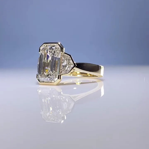 Bague de fiançailles et de mariage en or jaune 14 carats avec diamant de laboratoire taille émeraude de 2,60 carats, cadeau de fête, bijoux - Product Image 4