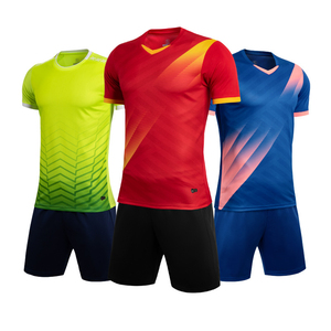 Conjunto de Camiseta y Pantalones Cortos de Fútbol para Hombre, Uniforme de Fútbol Personalizado, Ropa de Entrenamiento Transpirable de Secado Rápido, Proveedor OEM - Product Image 2
