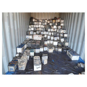 Déchets de batteries au plomb usagées, provenant de voitures, pour le recyclage, la fusion et la raffinage du plomb, fournis en vrac par conteneur - Product Image 1