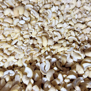 Best Quality Broken Kaju In Bulk <b>Kernel</b> Cashew <b>Nuts</b> Customized Packaging Santigo Cashew <b>Nuts</b> Kaju - Product Image 1