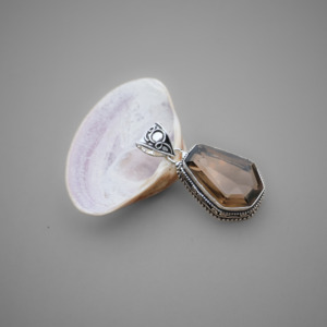 จี้ควอตซ์สโมคกี้เคลือบเงิน – พลอยสีน้ำตาลเจียระไน – สร้อยคอสไตล์วินเทจ - Product Image 1