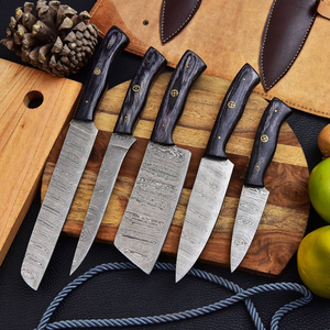 Juego de cuchillos de chef hechos a mano de acero de Damasco para cocina, utensilios de cocina de alto rendimiento diseñados para la preparación profesional de alimentos. - Product Image 1