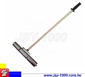 Grand rouleau de revêtement de sol en acier robuste à 3 roues - Product Image 4