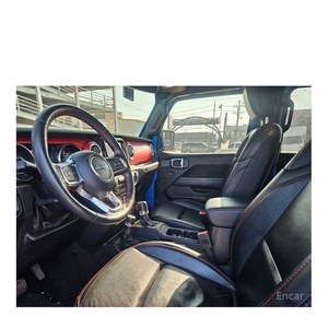 Jeep Wrangler 2.0 Rubicon High 2023, 4 Puertas, Caja de Cambios Automática, Asientos de Tela, Cámara Trasera, 45,375 km - Product Image 6