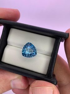 <b>Blue</b> Topaz Trillion <b>Cut</b> Loose Gemstone Natural Faceted Stone For Ring Pendant Jewelry Making Wholesale - Product Image 3