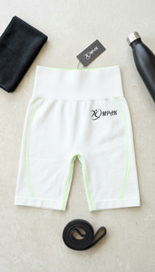 กางเกงขาสั้นออกกำลังกายเอวสูงสำหรับผู้หญิง ยกกระชับสะโพก ระบายอากาศได้ดี ไร้ตะเข็บ เหมาะสำหรับฟิตเนส โยคะ ปั่นจักรยาน และสวมใส่ลำลอง - Product Image 6