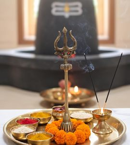 Tridente Decorativo de Latón Shiva Trishul con Damru, Señor Shiva Bholenath, para el Hogar, Templo, Pooja, Decoración Espiritual - Product Image 2