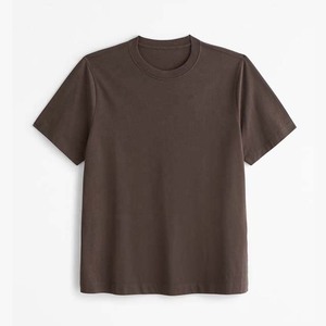 เสื้อยืดคอกลมแขนสั้นสีดำสำหรับผู้ชาย ผ้าฝ้าย 100% ทรงลำลอง พิมพ์ลายโลโก้ด้านหน้า ทรงปกติ ผ้าถัก น้ำหนัก 180 กรัม เป็นมิตรกับสิ่งแวดล้อม - Product Image 3