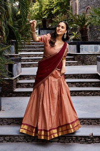 Women's Traditional <b>Lehenga</b> Choli With Dupatta For Wedding Wear Indian Style <b>Red</b> And Gold Checkered Pattern - Product Image 2