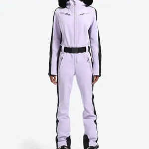 Mono de Esquí Impermeable para Mujer con Capucha y Cierre de Cremallera, Diseño con Bloques de Color, Aislamiento Sintético, Material Gore-Tex - Product Image 1