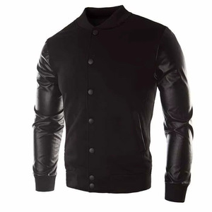 Veste varsity grise pour homme avec manches en cuir PU noir, coupe classique, vêtement décontracté pour l'automne, col rabattu, fermeture à boutons - Product Image 3