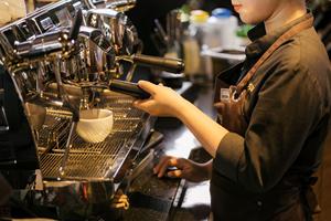 เมล็ดกาแฟอาราบิก้าเวียดนาม 100% คั่วระดับกลาง ตัวอย่างฟรี ราคาดี รับผลิตแบรนด์ส่วนตัว บรรจุภัณฑ์ขนาด 500 กรัม 1 กิโลกรัม 20 กิโลกรัม - Product Image 4