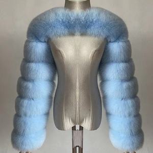 Nesta Sports 2022 – Nouveau Poncho de Luxe Vintage en Fausse Fourrure de Renard pour Femme, Coupe Slim, Court, à Capuche, Épais, Écologique, Motif Plaid, Manteau d'Hiver - Product Image 2