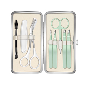 Estuche de Cuero para Pinzas de Pestañas, con Capacidad para Varias Piezas |   Estuche para Pinzas de Cuero PU con Cierre Magnético y Logotipo Personalizado - Product Image 2