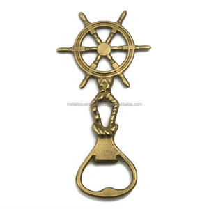 Ouvre-bouteille marin en laiton massif, écologique, résistant au lave-vaisselle, décoratif pour la maison ou le bar - Product Image 1