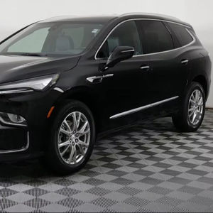 Bu-ic-ck En-cla-ve Premium FWD d'occasion 2022 - Product Image 1