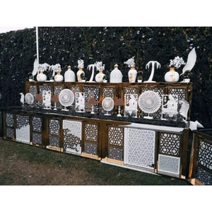 Mostrador de buffet con elegantes diseños florales retroiluminados y decorativos - Product Image 2