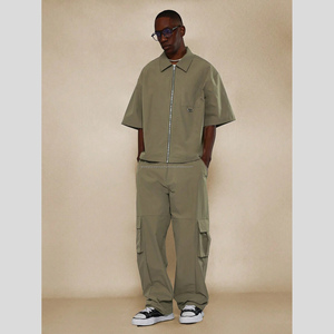 Ensemble de veste de survêtement légère en nylon imperméable pour homme ODM, veste coupe-vent personnalisée à fermeture éclair, pantalon cargo, toile exclusive printemps - Product Image 5