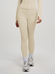 Atlaset Luxury Women Three Piece Yoga Apparel Seamless Gym Wear Sports Bra High Waist Leggings Jacket OEM ODM Custom Packaging - Product Image 4