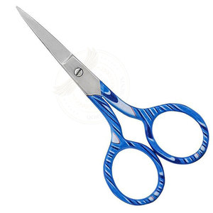Ciseaux à cuticules de qualité supérieure QORVEX INSTRUMENTS en acier inoxydable luxueux pour les soins personnels - Product Image 1