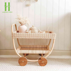 Décoration en rotin tressé fait main au design vintage et moderne pour chambre d'enfant, salon et crèche, modèle 2026 du Vietnam - Product Image 4