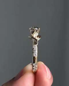 Bague élégante pour homme en argent sterling 925 avec halo de moissanite, plaqué rhodium, coupe brillante, style hip-hop, bijoux fins, exquis - Product Image 3