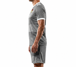 Maillot de football gris personnalisable unisexe à manches courtes, col rond, respirant, anti-transpiration, en polyester, impression par transfert thermique - Product Image 4
