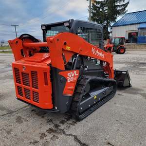 รถตักล้อยาง Kubota SVL65-2 แบบตีนตะขาบขนาดเล็ก พร้อมบุ้งกี๋หน้า สำหรับงานก่อสร้างในฟาร์ม - Product Image 4
