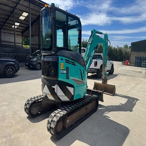 Miniexcavadora Kobelco con Dimensiones Compactas y Controles Precisos para Trabajos de Construcción, Mantenimiento y Jardinería - Product Image 4