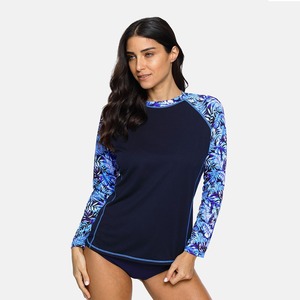 Maillot de bain anti-UV pour femme à manches longues, imprimé numériquement, respirant, avec design personnalisé gratuit - Product Image 1