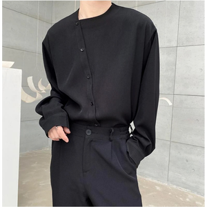 Chemise boutonnée minimaliste noire surdimensionnée de qualité supérieure pour hommes - Product Image 3