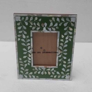 Marco de Fotos Hecho a Mano con Diseño MOP de Alta Calidad, Tamaño Personalizado, Estilo Madera para Decoración del Hogar, Hotel y Familia - Product Image 1