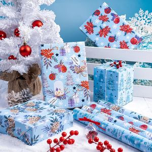 Rotolo di Carta da Regalo Natalizia Jumbo da 30 Pollici, Design con Palle di Neve Rosse e Blu, Pigne, Stelle di Natale e Alberi di Natale - Product Image 3