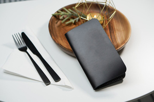 Porte-comptes en cuir véritable pour restaurant, avec logo personnalisé, présentoir de factures pour serveur, dossier de factures LBH-0073 - Product Image 2